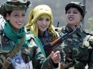 تصاویر جالب از دختران فارغ التحصیل دانشگاه قذافی !