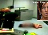 کتک زدن و برهنه کردن این زن توسط پلیس آمریکا (+عکس)