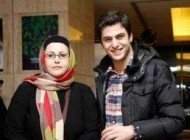 علی ضیا در کنار خانواده اش (عکس)