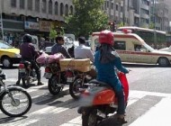 دختر موتور سوار در تهران