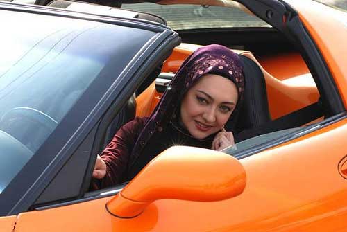 اعتراض تحسین بر انگیز نیکی کریمی در مورد عمل زیبایی بازیگران زن