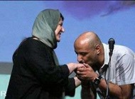 بوسه جنجالی امیر جعفری (عکس)