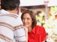 نشانه های علاقه مندی دخترها را بشناسید