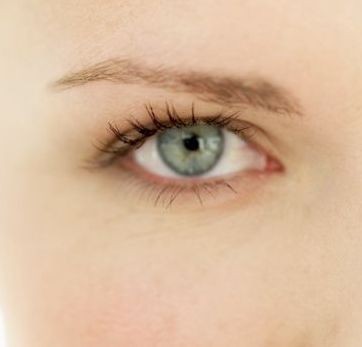 اصلاح ابروی نازک ، پراکنده و کم پشت