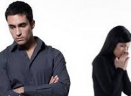 یکی از انگیزهای طلاق  توسط  همسر