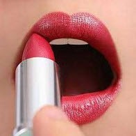 رژلب برای خوردن نیست !