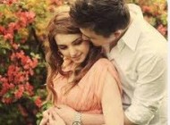 بوسه و نوازش لازمه یك عشق