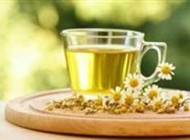 اگر درد کمر دارید داروی شما چای بابونه است