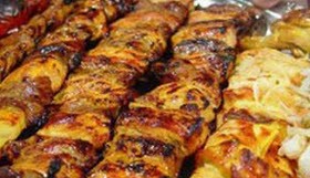تهیه جوجه کباب با سس ماست