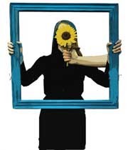 زنان باید سیاست مدار باشند