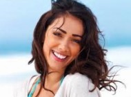مزیت خنده و زیبایی چهره