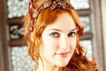 تصویر جنجالی جانشین خرم سلطان در حریم سلطان
