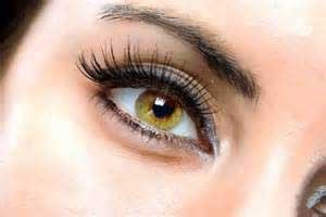 عوارض جبران ناپذیر مژه مصنوعی