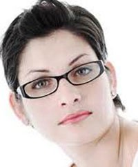 چگونگی ارایش چشم افراد عینکی