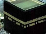 پول را خرج فقرا کنیم یا حج