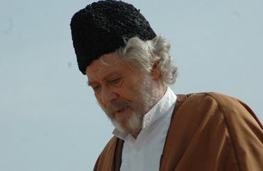بیوگرافی کلی منوچهر آذر