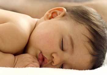 چگونه بچه را راحت بخوابانیم؟